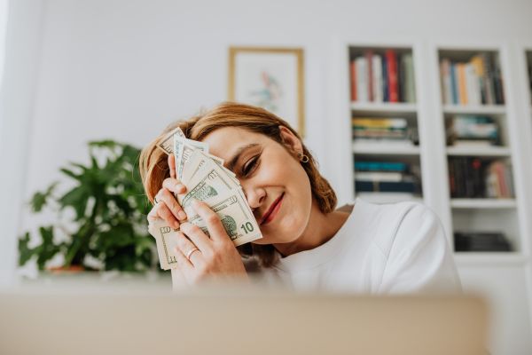 Biblical Meaning Of Receiving Money In A Dream